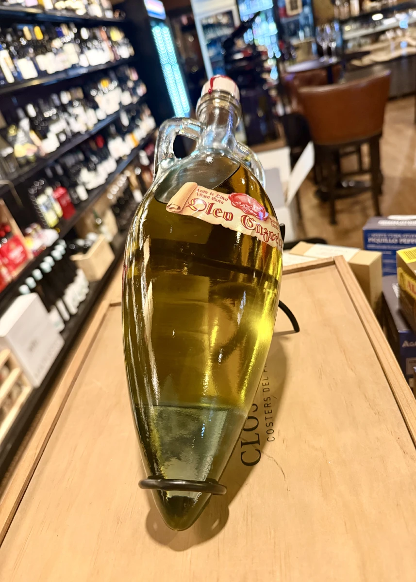 A decanter-shaped bottle of Óleo Cazorla olive oil from Andalucía